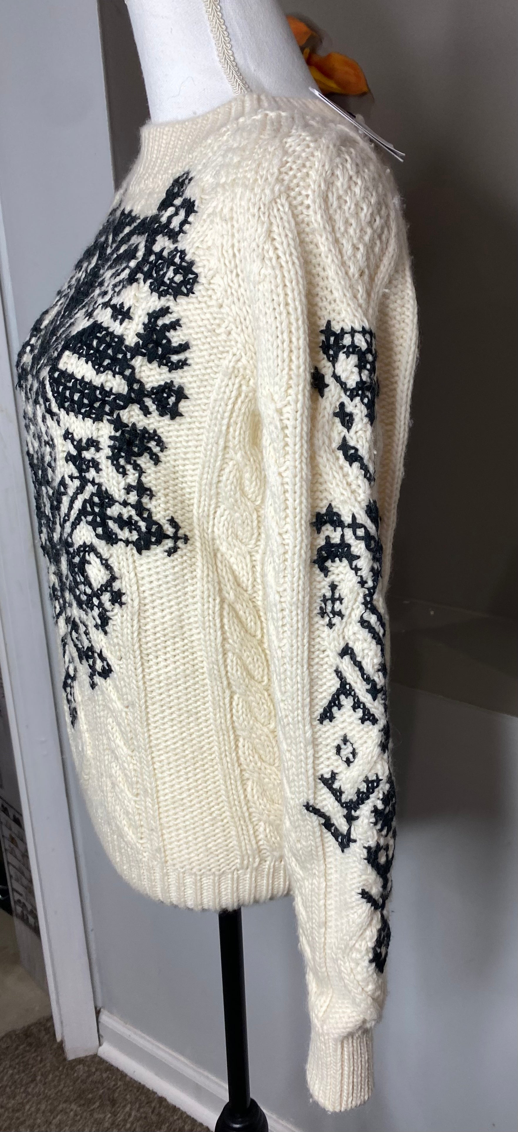 Red Valentino Patterned Cable knit wool Sweater