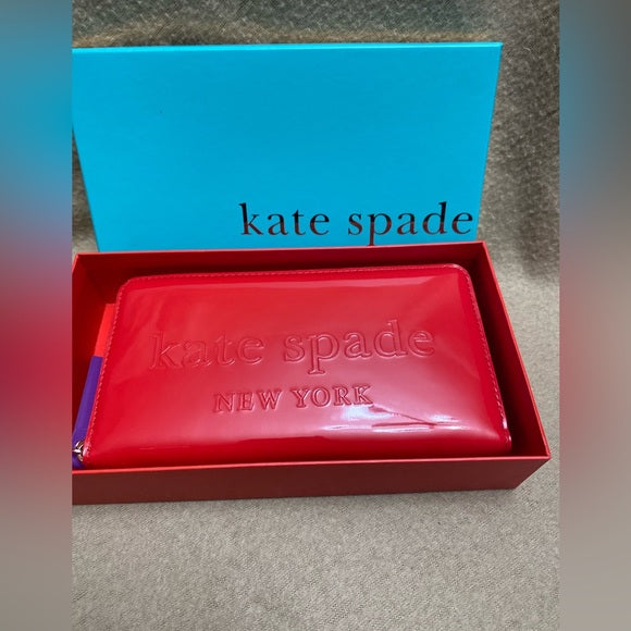 Kate Spade Red Patent Leather Wallet - Effortless Elegance in Every Detail