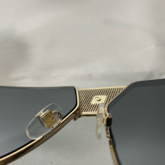 Givenchy Oversize Aviator Sunglasses