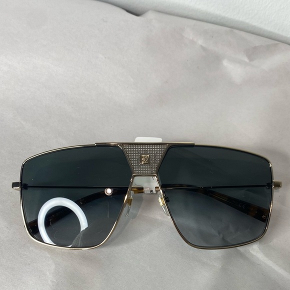 Givenchy Oversize Aviator Sunglasses