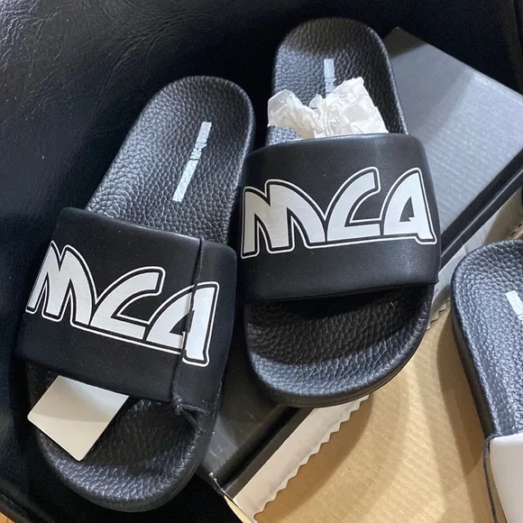 MCQ Alexander McQueen Logo Slides