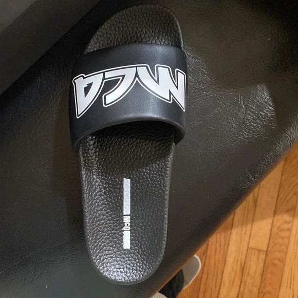 MCQ Alexander McQueen Logo Slides