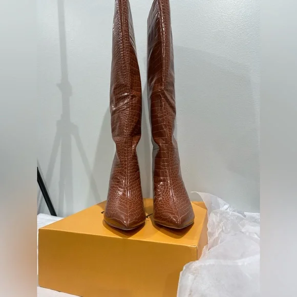 Chase and Chloe Knee High Boots