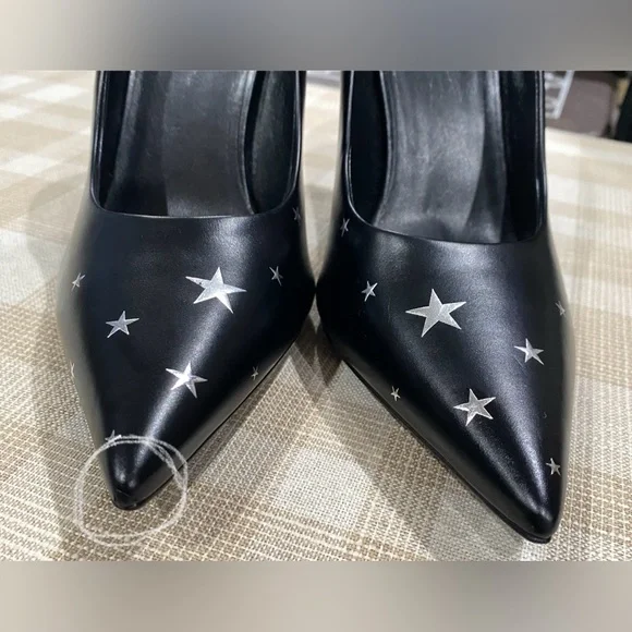 m_wp_67661094d90d21d6231808b8 Burberry Vintage Check Pointed-Toe Pumps