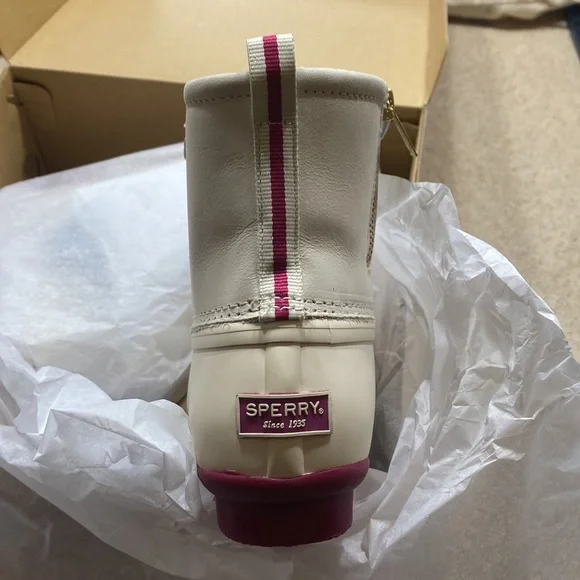 Sperry Women’s Saltwater Waterproof Rain Boots