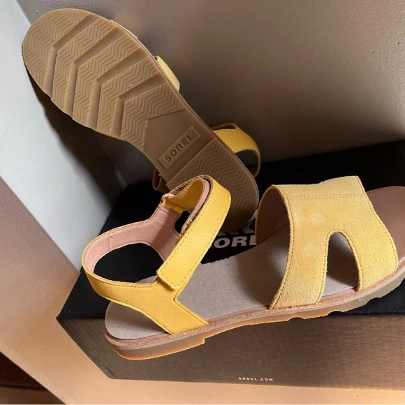 Sorel Women's Ella Leather Ankle Strap Sandals