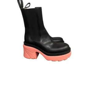 Bottega Veneta Flash Chelsea Boots - Black Leather with Pink Lug Sole