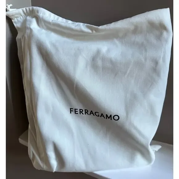 Ferragamo Gancini Leather Hobo Bag - Forest Green